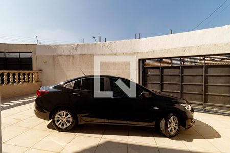 Casa à venda com 140m², 3 quartos e 3 vagas Casa à venda com 140m², 3 quartos e 3 vagasÁrea externa