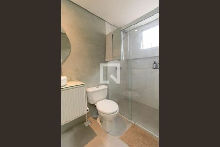 Apartamento para alugar com 60m², 2 quartos e 1 vaga Apartamento para alugar com 60m², 2 quartos e 1 vagaBanheiro da Suíte