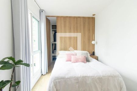 Quarto 1 Suite de apartamento para alugar com 2 quartos, 60m² em Alto da Glória, Curitiba
