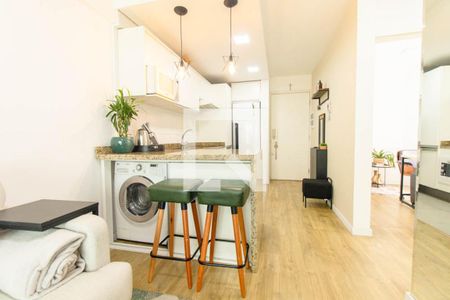 Sala de apartamento para alugar com 2 quartos, 60m² em Alto da Glória, Curitiba