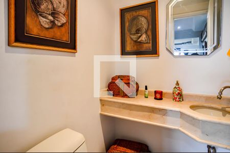 Apartamento à venda com 202m², 4 quartos e 3 vagasLavabo