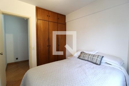 Apartamento à venda com 57m², 2 quartos e 1 vagaQuarto 2