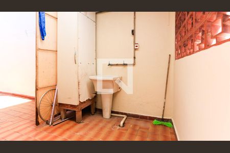 Casa para alugar com 130m², 2 quartos e 1 vaga Casa para alugar com 130m², 2 quartos e 1 vagaÁrea de Serviço