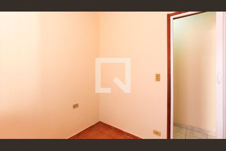 Casa para alugar com 130m², 2 quartos e 1 vaga Casa para alugar com 130m², 2 quartos e 1 vagaQuarto