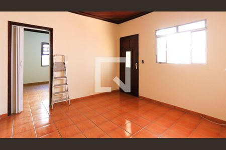 Casa para alugar com 130m², 2 quartos e 1 vaga Casa para alugar com 130m², 2 quartos e 1 vagaQuarto 2