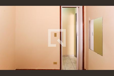 Casa para alugar com 130m², 2 quartos e 1 vaga Casa para alugar com 130m², 2 quartos e 1 vagaQuarto