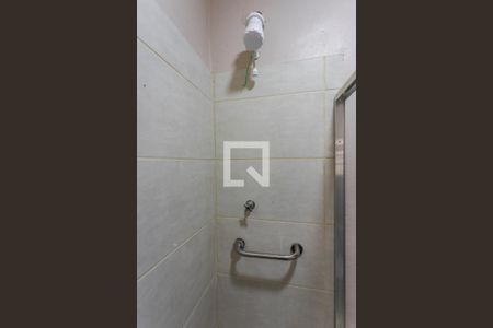 Casa à venda com 100m², 3 quartos e 5 vagas Casa à venda com 100m², 3 quartos e 5 vagasBanheiro 2