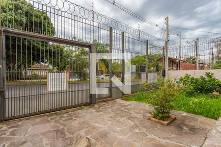 Casa à venda com 100m², 3 quartos e 5 vagas Casa à venda com 100m², 3 quartos e 5 vagasQuintal