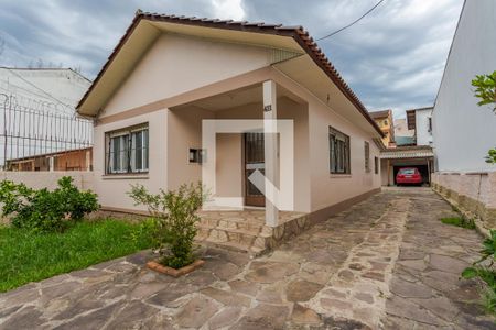 Casa à venda com 100m², 3 quartos e 5 vagas Casa à venda com 100m², 3 quartos e 5 vagasQuintal