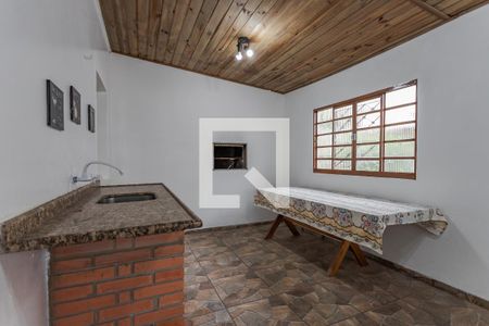 Casa à venda com 100m², 3 quartos e 5 vagas Casa à venda com 100m², 3 quartos e 5 vagasEspaço Gourmet