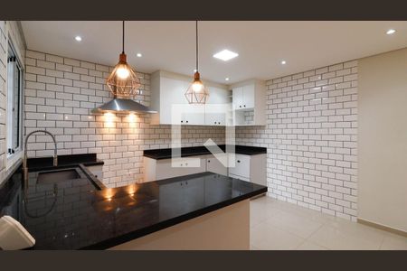 Casa para alugar com 130m², 2 quartos e 1 vagaCozinha