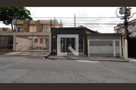 Casa para alugar com 130m², 2 quartos e 1 vagaFachada