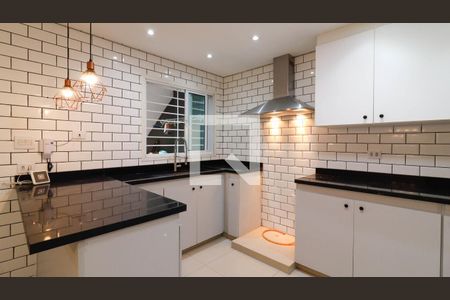 Casa para alugar com 130m², 2 quartos e 1 vagaCozinha