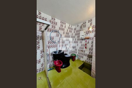 Casa à venda com 173m², 4 quartos e 4 vagasBanheiro da Suíte