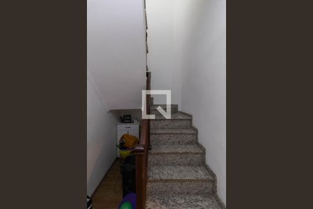 Escada de casa à venda com 3 quartos, 274m² em Vila Santana, São Paulo