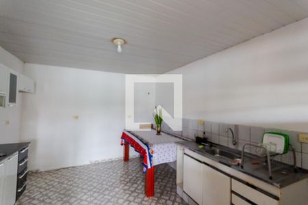 Casa à venda com 500m², 4 quartos e 5 vagasCozinha 3