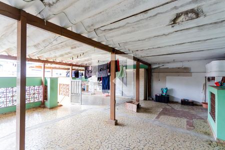 Casa à venda com 500m², 4 quartos e 5 vagasVaranda