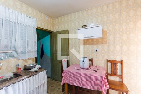 Casa à venda com 500m², 4 quartos e 5 vagasCozinha 1