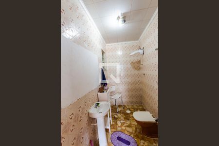 Casa à venda com 500m², 4 quartos e 5 vagasBanheiro 2