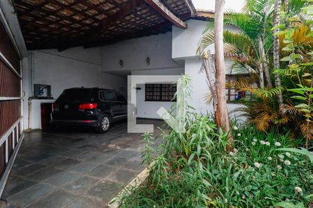 Casa para alugar com 390m², 3 quartos e 2 vagas Casa para alugar com 390m², 3 quartos e 2 vagasGaragem