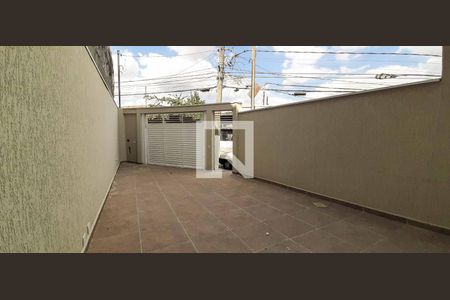 Casa à venda com 155m², 4 quartos e 2 vagasGaragem