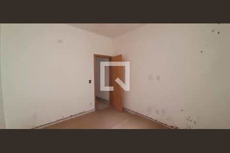 Casa à venda com 155m², 4 quartos e 2 vagasQuarto 2