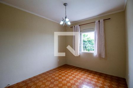Casa para alugar com 150m², 3 quartos e 1 vaga Casa para alugar com 150m², 3 quartos e 1 vagaQuarto