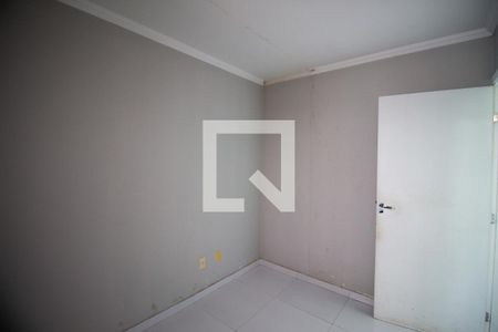 Quarto 2 de apartamento para alugar com 2 quartos, 45m² em Jardim das Oliveiras, Itaquaquecetuba
