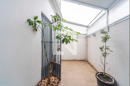 Apartamento à venda com 70m², 3 quartos e 2 vagasVaranda do Quarto 3