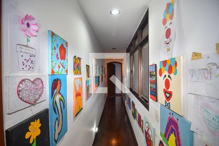 Apartamento à venda com 206m², 4 quartos e 3 vagasCorredor