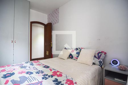 Apartamento à venda com 206m², 4 quartos e 3 vagasQuarto 2