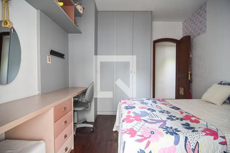 Apartamento à venda com 206m², 4 quartos e 3 vagasQuarto 2