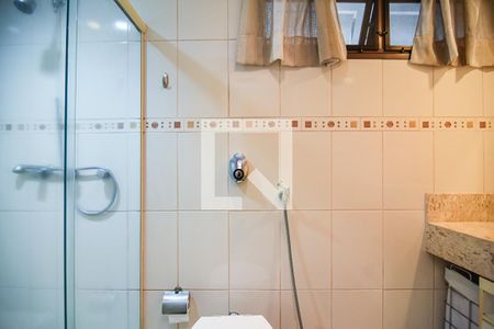 Apartamento à venda com 206m², 4 quartos e 3 vagasBanheiro 2