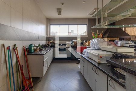 Casa à venda com 519m², 3 quartos e 5 vagas Casa à venda com 519m², 3 quartos e 5 vagasCozinha 2