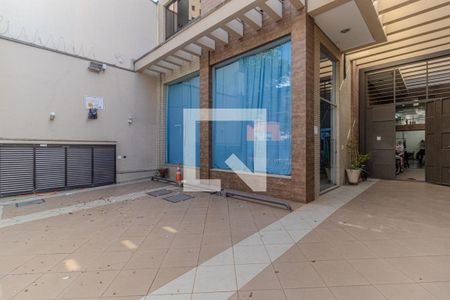 Casa à venda com 519m², 3 quartos e 5 vagas Casa à venda com 519m², 3 quartos e 5 vagasGaragem