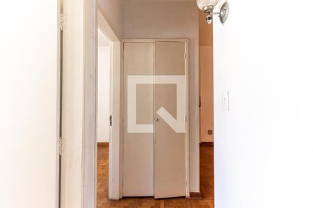 Apartamento à venda com 62m², 2 quartos e sem vaga Apartamento à venda com 62m², 2 quartos e sem vagaCorredor