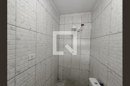 Casa para alugar com 8m², 1 quarto e sem vaga Casa para alugar com 8m², 1 quarto e sem vagaBanheiro