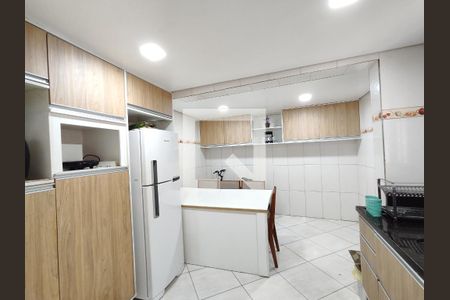 Casa para alugar com 8m², 1 quarto e sem vaga Casa para alugar com 8m², 1 quarto e sem vagaCozinha