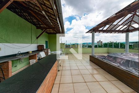 Casa à venda com 460m², 4 quartos e 8 vagas Casa à venda com 460m², 4 quartos e 8 vagasÁrea externa