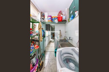 Casa à venda com 460m², 4 quartos e 8 vagas Casa à venda com 460m², 4 quartos e 8 vagasÁrea de Serviço