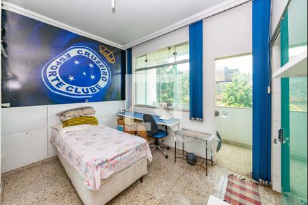 Casa à venda com 460m², 4 quartos e 8 vagas Casa à venda com 460m², 4 quartos e 8 vagasSuíte 1