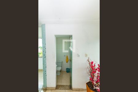 Casa à venda com 460m², 4 quartos e 8 vagas Casa à venda com 460m², 4 quartos e 8 vagasLavabo