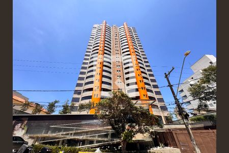 Apartamento para alugar com 199m², 3 quartos e 4 vagasFachada