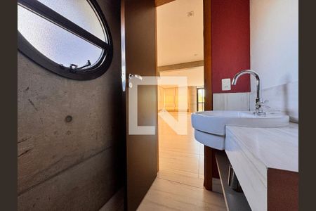 Apartamento para alugar com 199m², 3 quartos e 4 vagasLavabo