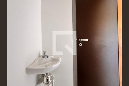 Apartamento para alugar com 199m², 3 quartos e 4 vagasBanheiro de serviço