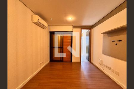 Apartamento para alugar com 199m², 3 quartos e 4 vagasSuite 1
