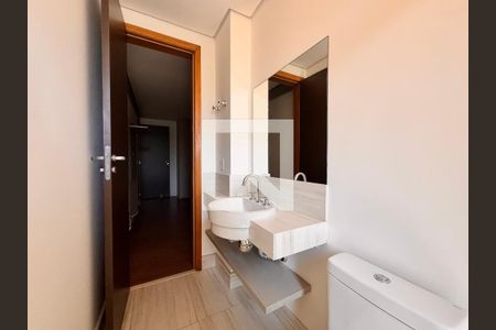 Apartamento para alugar com 199m², 3 quartos e 4 vagasBanheiro da Suíte 1