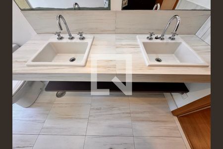 Apartamento para alugar com 199m², 3 quartos e 4 vagasBanheiro da Suíte 3