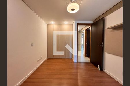 Apartamento para alugar com 199m², 3 quartos e 4 vagasSuite 2