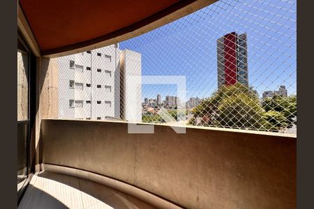 Apartamento para alugar com 199m², 3 quartos e 4 vagasSacada